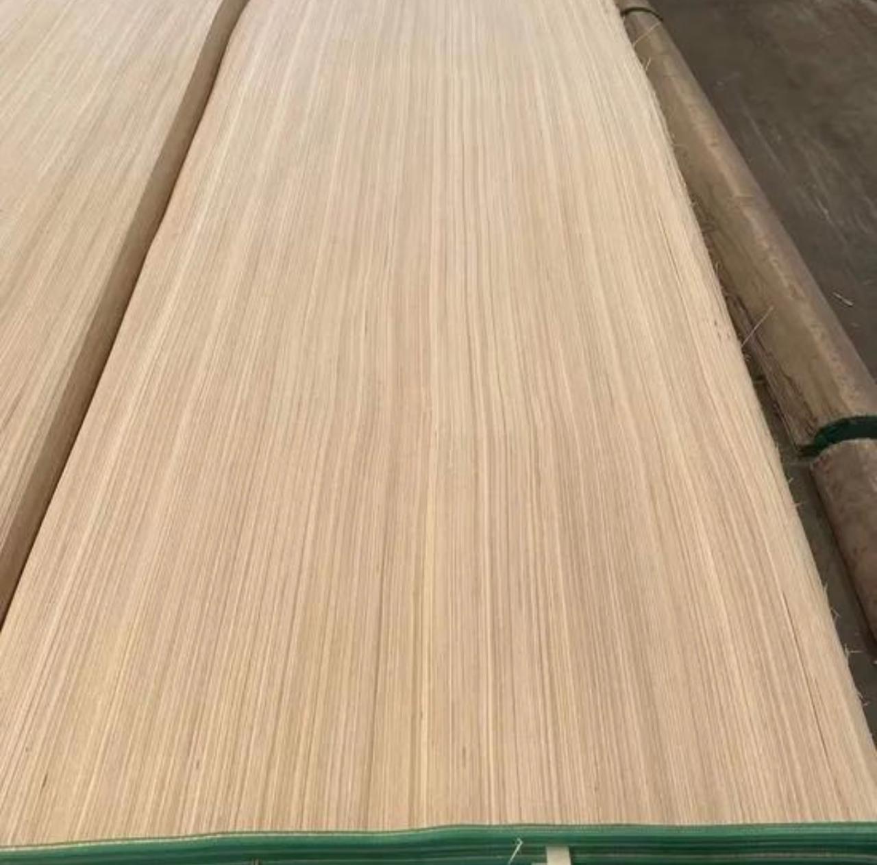WOOD VENEER RECON WHITE 8'X4' SHEET