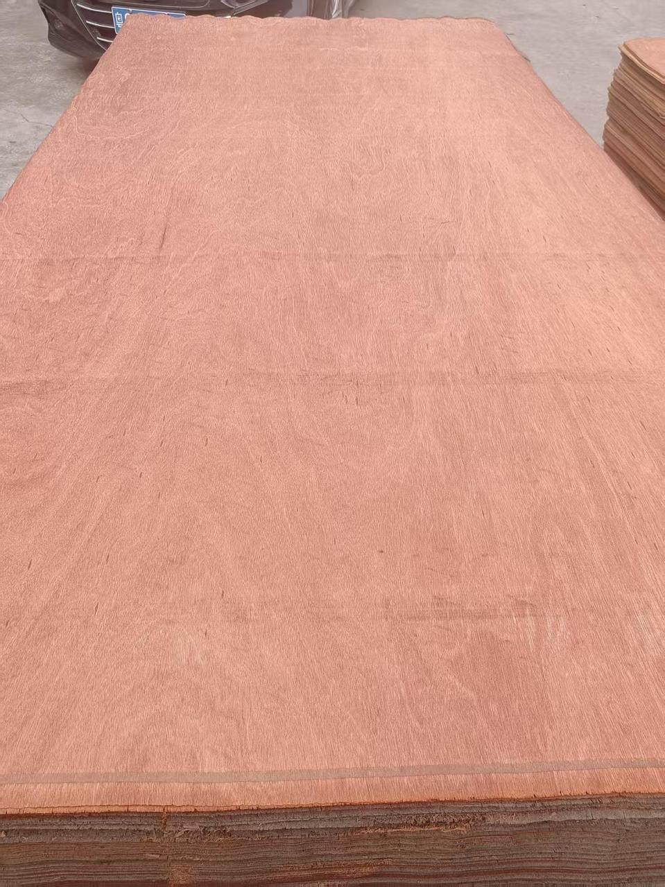 Natural Gorjon veneer | Origin - Indonasia